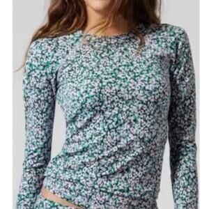 Athleta Point Break Rashguard Top Womens Size Small Camo Flora Gables Swim